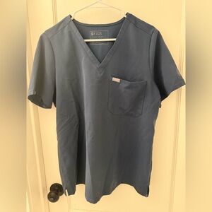 “Dark harbor” figs scrub set